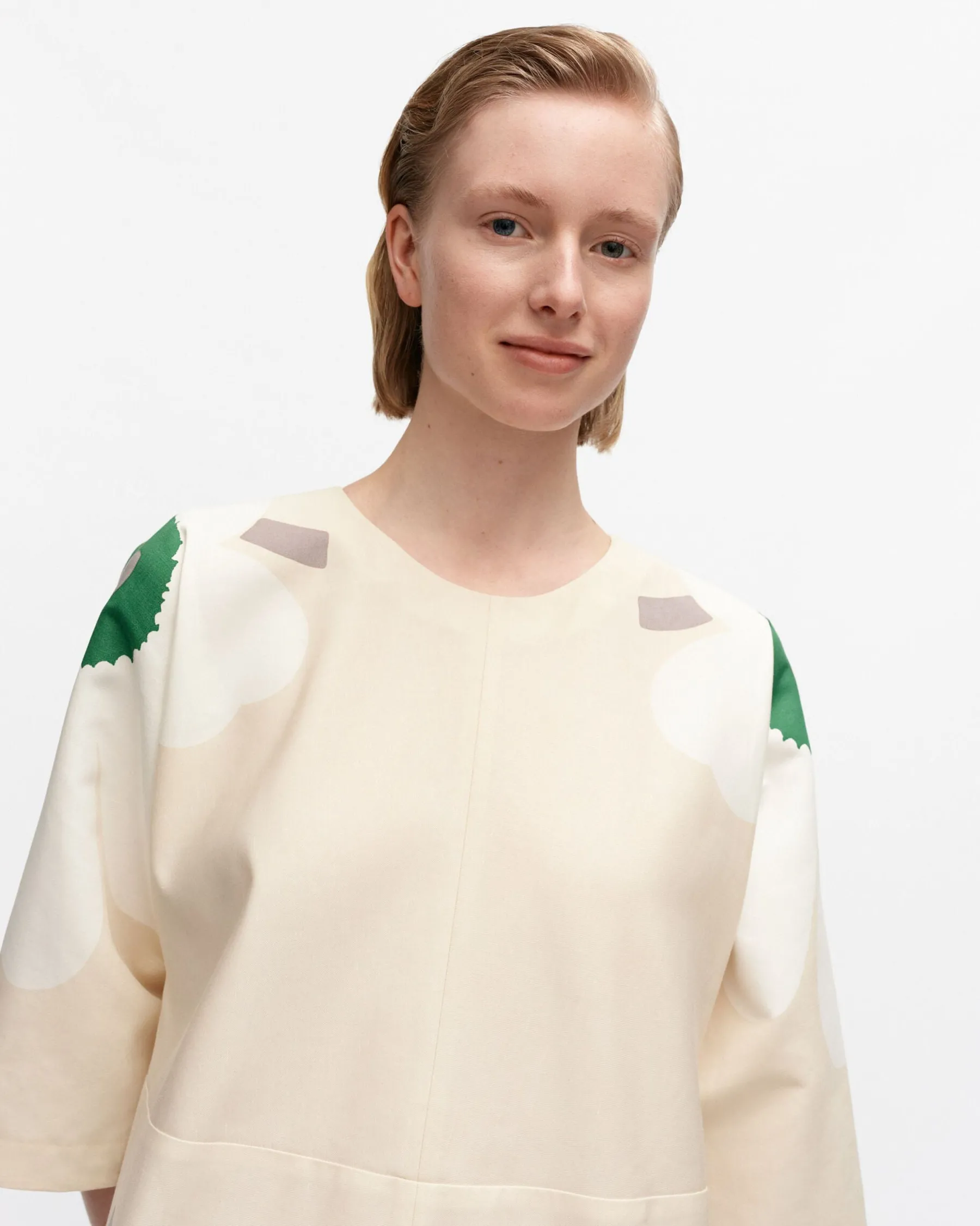 Mekot^Marimekko Kaiku Heijastus Unikko Puuvillapellavamekko