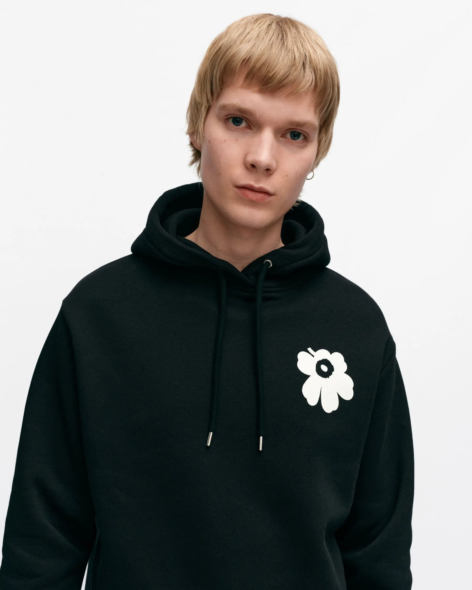 Unisex^Marimekko Kioski Runoja Unikko Placement Paita