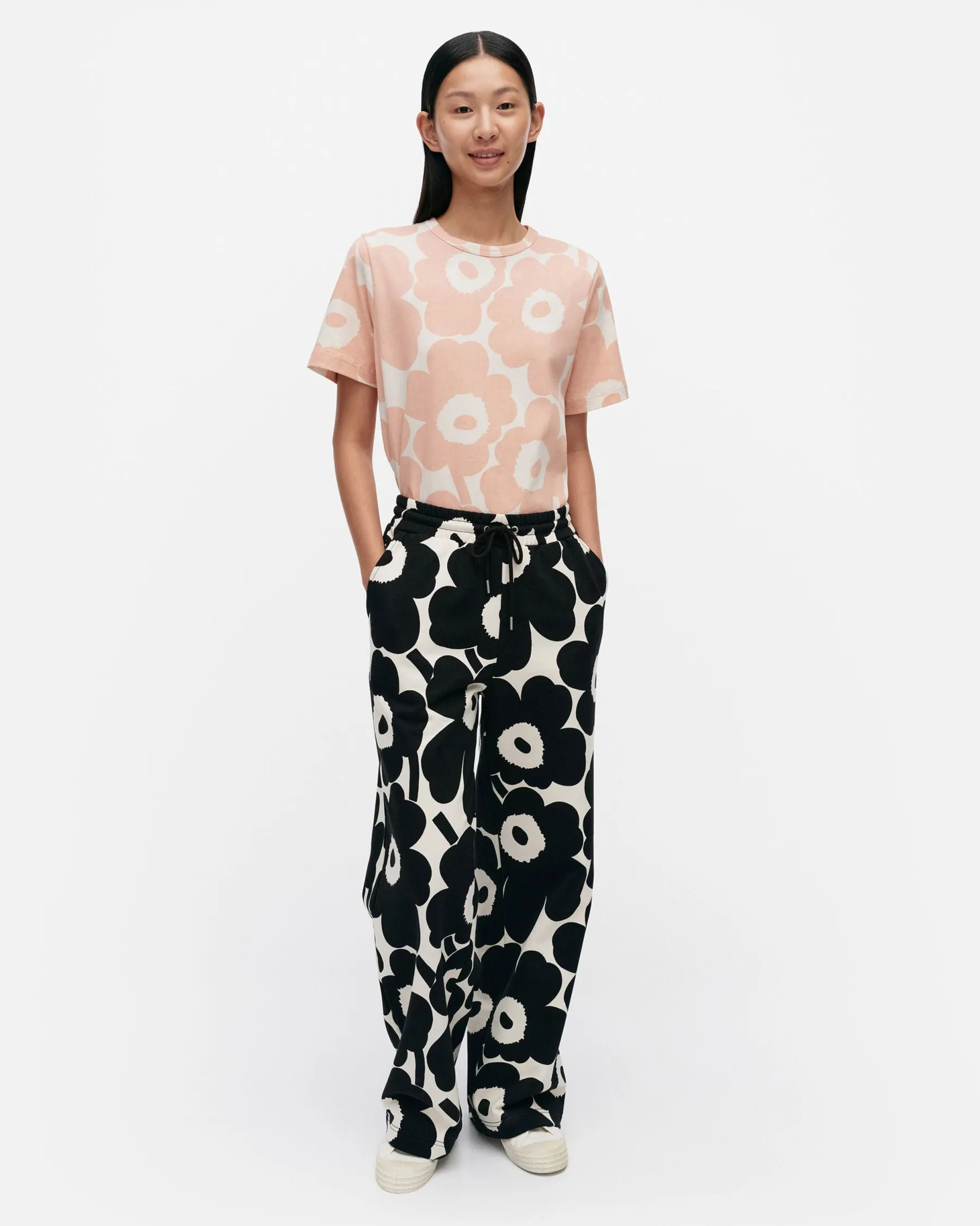 Housut^Marimekko Kioski Varret Pieni Unikko Collegehousut