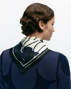 Huivit^Marimekko Lauhtua Lammet Silkkihuivi