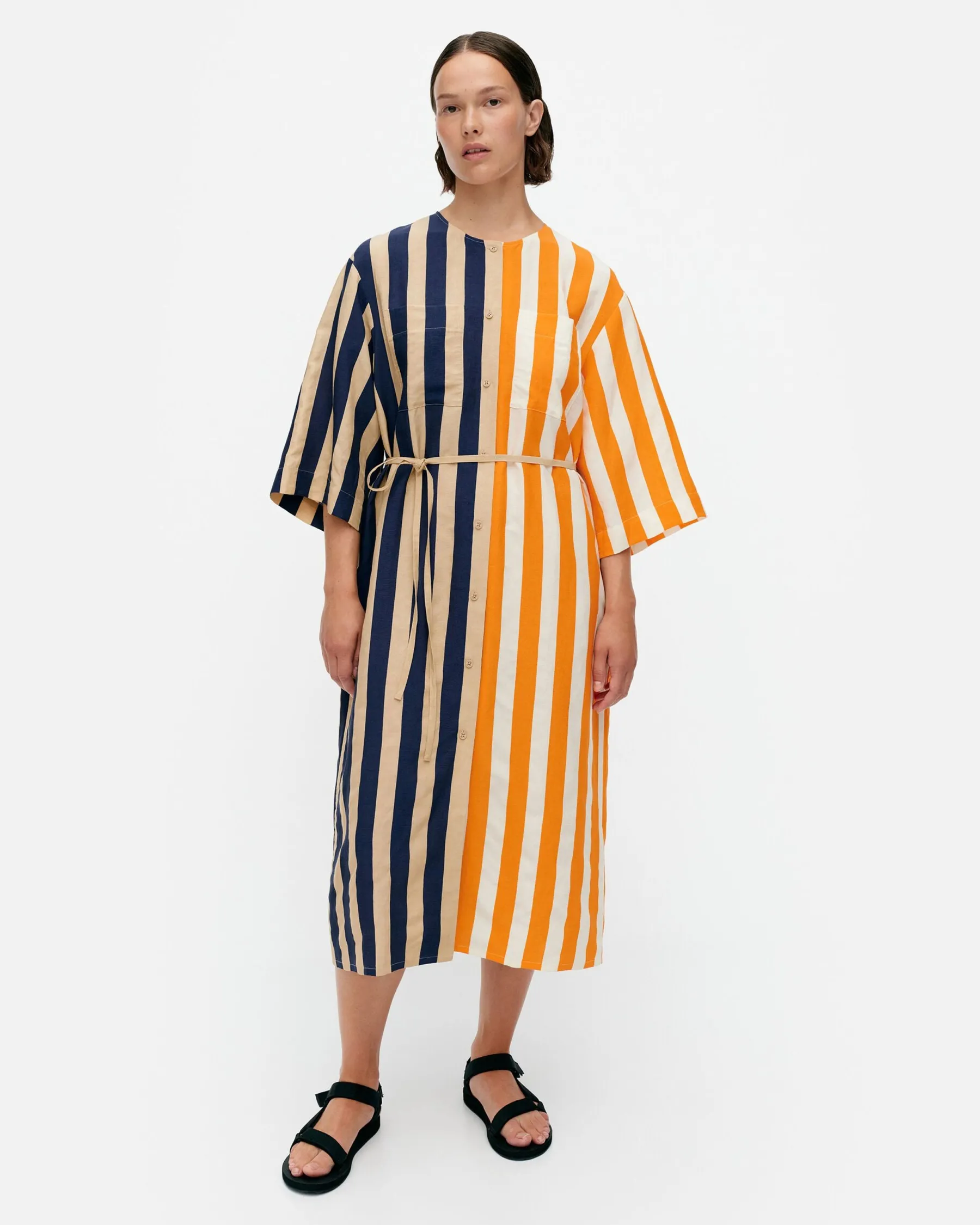 Mekot^Marimekko Markkinat Merirosvo Kuprosekoitemekko